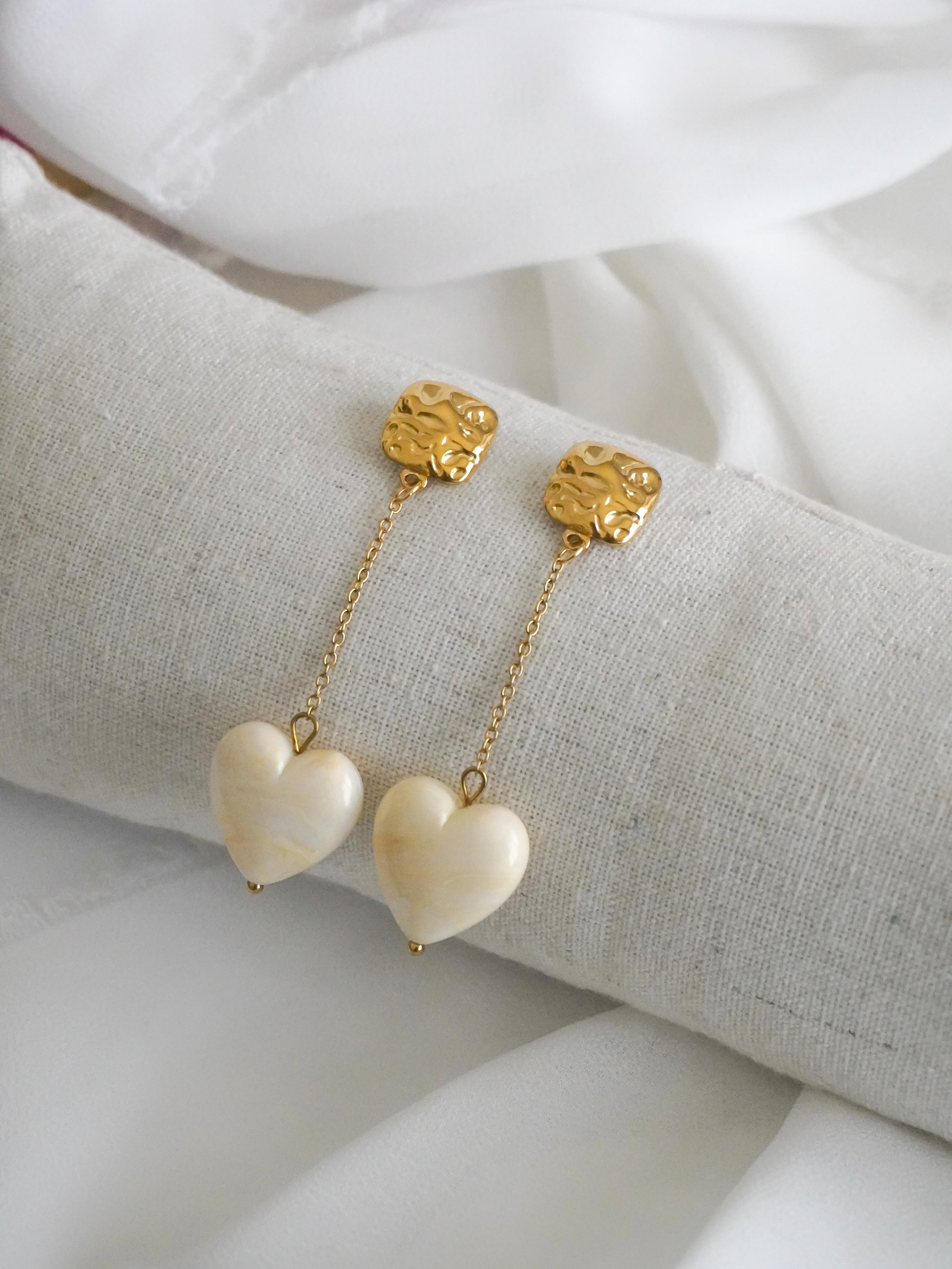 Boucles d'oreilles MAÏA - crème